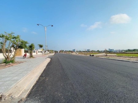 Cần ra gấp 2 lô đất kiền kề tại đường Dương Minh Châu
