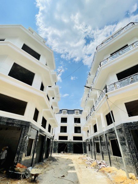 Khu nhà phố thương mại 3 mặt view sông