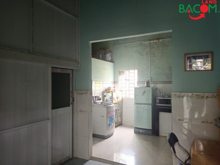 Nhà cấp 4 phường Tân Hạnh, giáp Tân Uyên, Bình dươngGần UBND phường Tân Hạnh (cách 500m)Diện tích 5*23=117m2