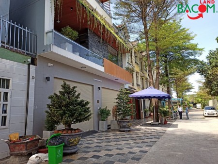 Nhà 1 trệt 2 lầu trong KHU DÂN CƯ CAO CẤP Tín Nghĩa, Tân Biên