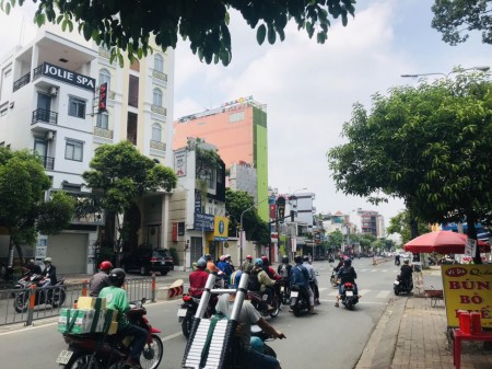 Đi đến slide 8