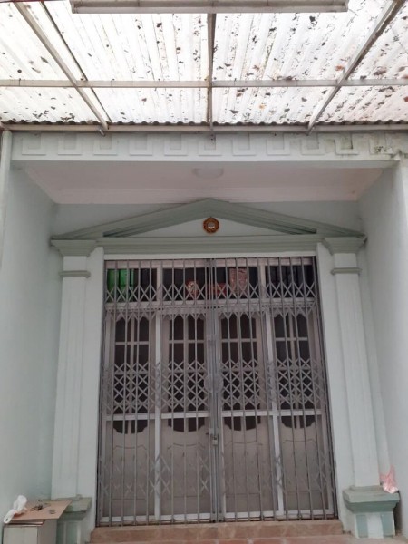 Bán nhà 3 tầng 2 mặt ngõ, ngõ 242 Đường Láng 82m2 giá 5,75 tỷ. LH 0912442669