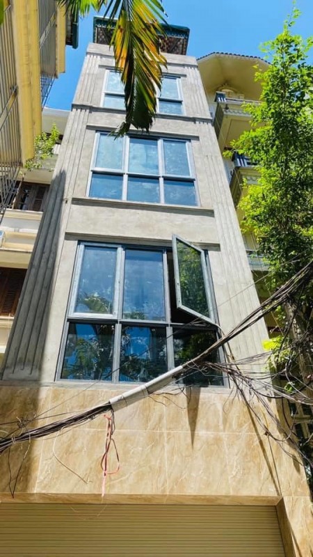 Bán Nhà 50m2 x 6 Tầng Thang Máy, Ô Tô, Cho Thuê 50tr/ Tháng Phố Kim Mã Chỉ 7.75 Tỷ.