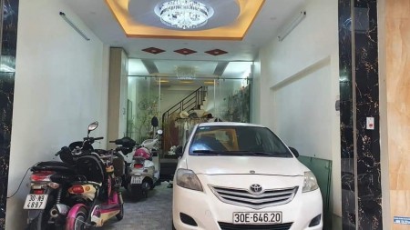 Hơn 5 Tỷ Có Nhà Mặt Phố Bồ Đề Vừa ở Vừa Kinh Doanh 50m x 5T x 5m MT