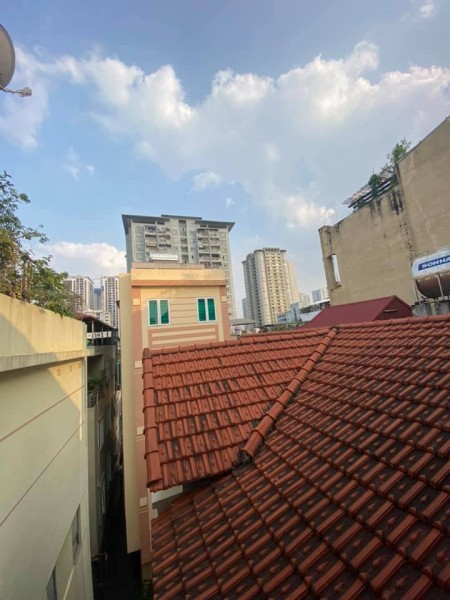 BÁN NHÀ ĐÔNG QUAN VỊ CẦU GIẤY VỊ TRÍ HIẾM