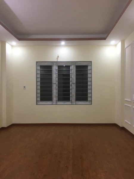 Bán Gấp nhà Thanh Nhàn HBT ngõ rộng 57m2 4 tầng chủ tự xây chỉ hơn 4 tỷ
