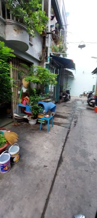 Rẻ, Bán nhà đường Hương Lộ 2, 32m2, giá chỉ có 2.8 tỷ