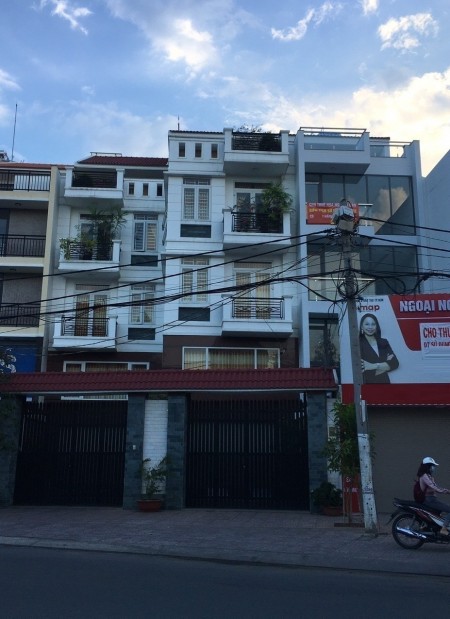 Mặt Tiền Đường Cao Thắng, Phường 12, Quận 10. - 4 x 25
