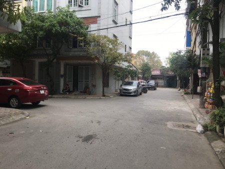 Bán nhà Hà Đông, phân lô, Oto đỗ cửa, 55m2, 4T giá nhỉnh 3 tỷ
