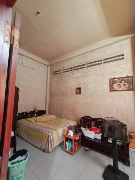 Bán nhà lô góc 2 mặt tiền đường Lê Niệm, Quận Tân Phú , 7x13m , giá 13 tỷ 5