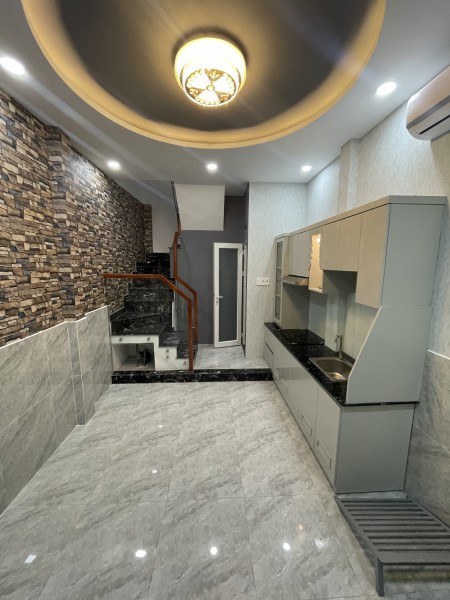 Kẹt vốn hạ giá chốt nhanh Hẻm 3m An Dương Vương F4 Q5 Dt 3.4m x 7m Kết cấu 1 trệt 2 lầu sân thượng Nhà mới đẹp