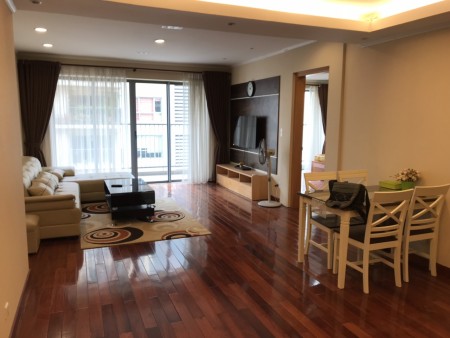 Căn hộ 2pn Sky City Láng Hạ: 112m2 2PN full đồ, giá 15 triệu/tháng. LH: 0932477586
