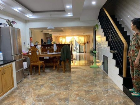 Bán Nhà. BùiThị Xuân Tân Bình 94m2 4 tầng 5x19m Giá 13.5 tỷ