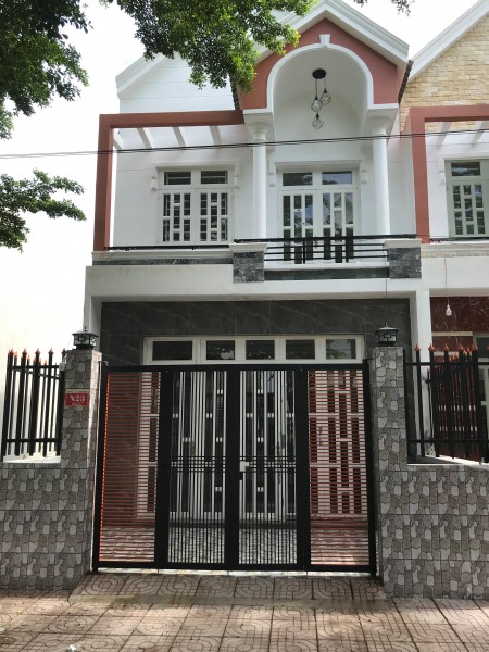 Bán Nhà 1Trệt 1Lầu Ngay KDC Trung Thành,Sổ Hồng Riêng,Tặng Bộ Nội Thất Mới Tinh Như Hình