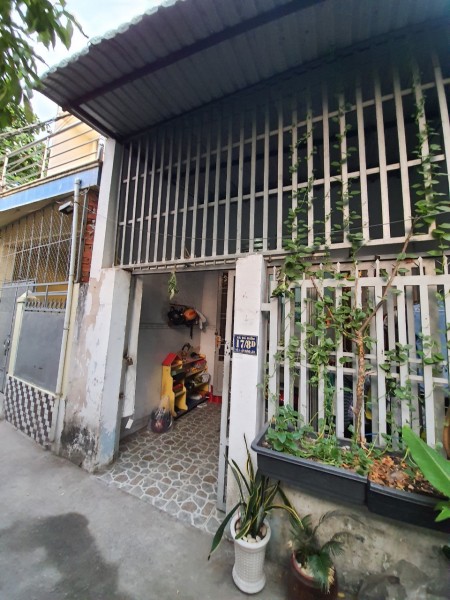 Bán Nhà Trung Chánh Bà Điểm SHR 60m2 Chính Chủ