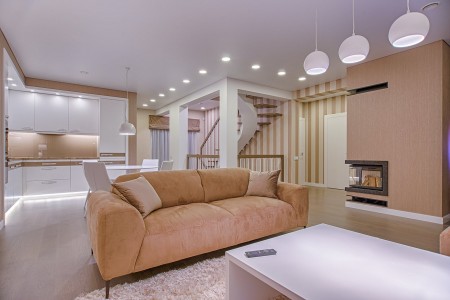 CHÍNH CHỦ bán GẤP HXH HIẾM gần Nguyễn Thái Sơn, Quận Gò Vấp, dt 4.5x15m, tầm 5 tỷ