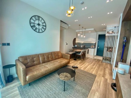 Cần bán gấp căn hộ 2PN tại Feliz En Vista - Căn góc đủ nội thất cao cấp giá 5,7 tỷ còn thương lượng LH 0909246874 Ms Hoài
