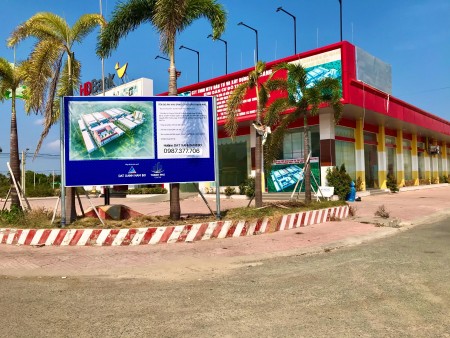 Nền đất chợ duy nhất đối diện trung tâm thương mại huyện Thạnh Phú, giá 2.1 tỷ