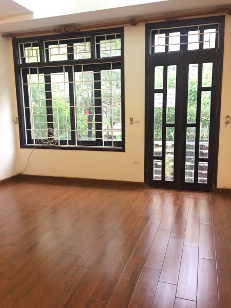 Bán gấp nhà Nguyễn Khuyến, Hà Đông, 99m2, 4 tầng, 8.6 tỷ