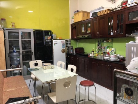 Cho thuê nhà nguyên căn 95m2 Quận 8