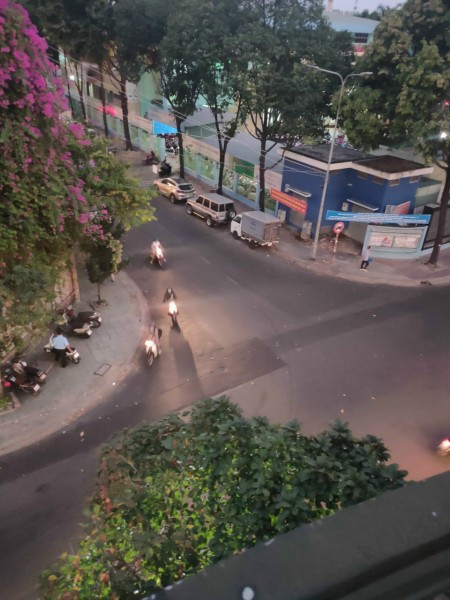 Cho thuê nhà nguyên căn MT đường Hoa Phượng Phường 2 Phú Nhuận