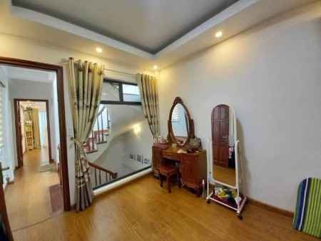 Bán nhà Cầu Giấy phân lô 2 mặt ngõ. DT 51m2, 4T, MT 4m