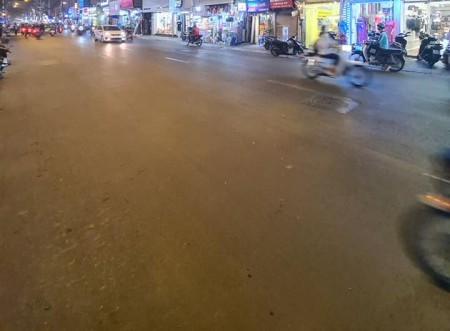 Mặt Phố Bạch Mai, 39m2, 9.5 Tỷ, Vỉa Hè, Ô tô Tránh, Kinh Doanh Đỉnh.