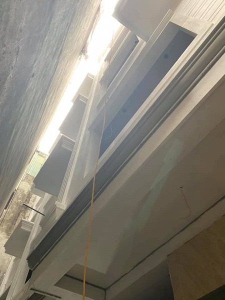 Bán Nhà Xuân La Tây Hồ 5 Tầng Mới Xây Mặt tiền 4.3m Giá 3.65 Tỷ