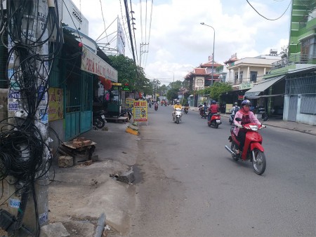 Bán đất Nguyễn Khuyến, gần chợ, đường đi du lịch Iresort
