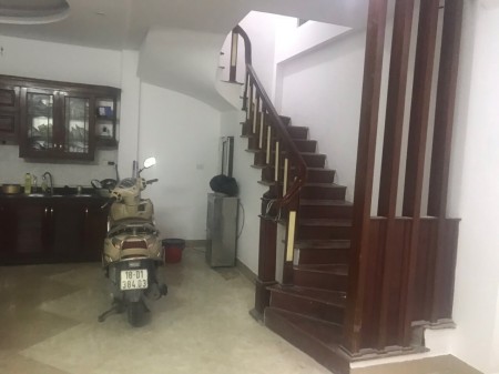 Nhà Doãn Kế Thiện Cầu Giấy, Ô TÔ cách 10m, 45m X 5 tầng mặt tiền 5.5m, nhỉnh 4 tỷ.