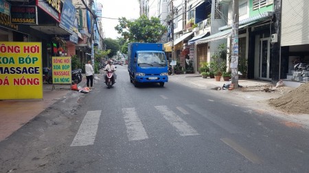 Cho Thuê nhà nguyên căn MT đường Ngô Thị Thu Minh P2 Q.Tân Bình
