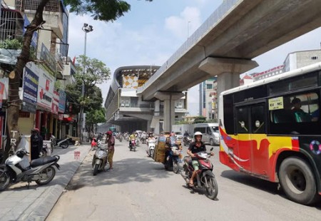 Bán gấp nhà mặt phố Trần Phú, Hà Đông, 110m2, 6 tầng, thang máy 19,2 tỷ