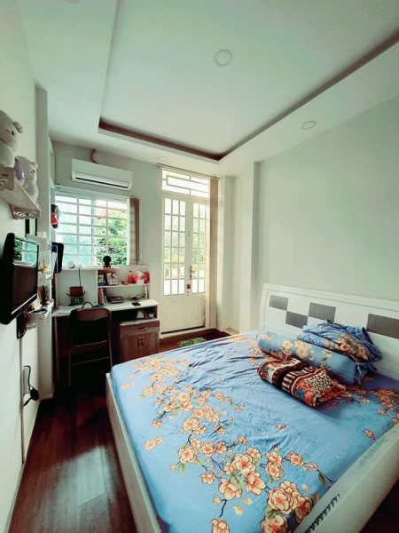 Đi đến slide 4