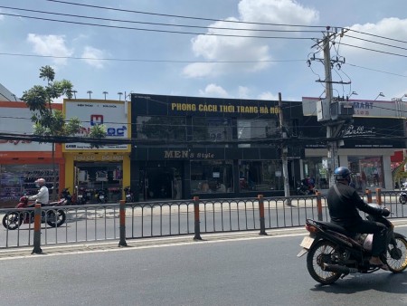 Nhà Cho Thuê Hoàng Văn Thụ , P4, Q.Tân Bình, DT: 12x20m, 1 lầu.