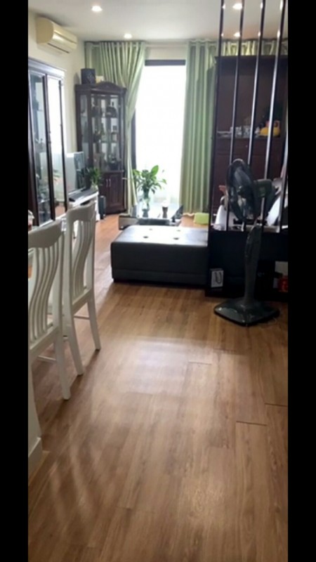 Bán gấp căn hộ 66m full đồ, 2PN, tại FLC 36 Phạm Hùng, giá 2.02 tỷ có thương lượng.