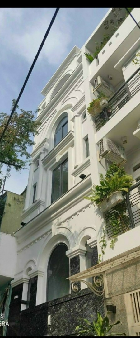 Cần bán nhà Yên Hòa Cầu Giấy chính chủ giá 3 TỶ 35m2 x 5 tầng
