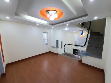 Bán nhà Đường Khương Đình, Q. Thanh Xuân. 57m2x5 tầng.