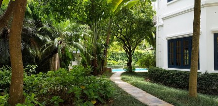 SIÊU BIỆT THỰ, VỊ TRÍ VIP, N.Thụy Long Biên, 1250m2 MTx11m