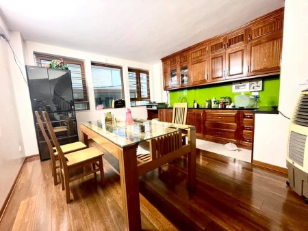Bán Nhà 35m2 x 5 Tầng Lô Góc, Ô Tô, Kinh Doanh Quận Thanh Xuân Chỉ 6.2 Tỷ.