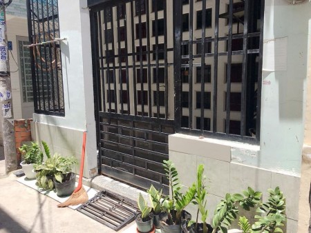 Bán nhà giá rẻ Lê Trọng Tấn Tân Phú chỉ hơn 4 tỷ.