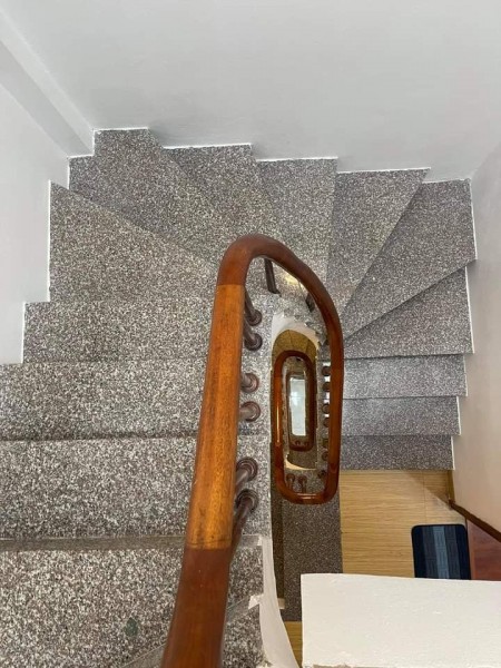 Bán nhà Xuân La, ngõ thông, oto 55m2, mt 4,5m