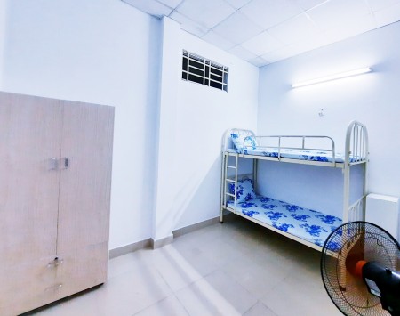 Phòng Gía Rẻ Có Nội Thất Hẻm 824 Huỳnh Tấn Phát Q7 (Gần Phú Thuận, Cầu Phú Mỹ)