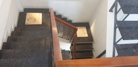 MẶT PHỐ SẦM UẤT 100.3m2, 3 TẦNG TẦNG 1 CHO THUÊ 32 TRIỆU/THÁNG GIÁ 24.9 TỶ ĐỒNG