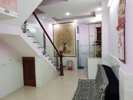 Chủ gấp bán nhà hẻm xe hơi Vĩnh Hội 5 tầng đang cho thuê 22tr/1 tháng.