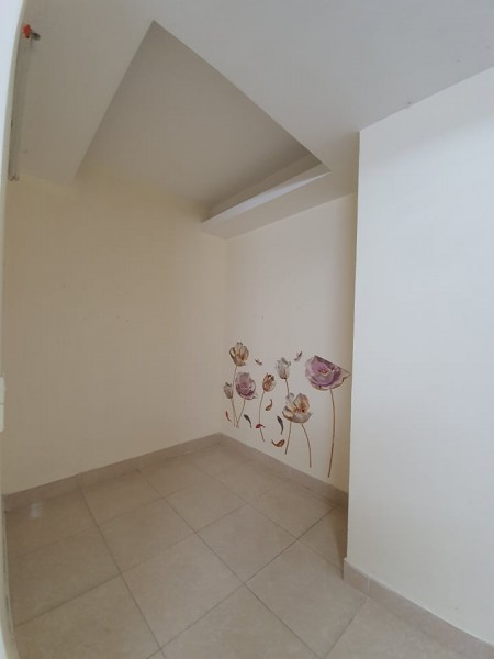 NHÀ ĐẸP 45M2, LÔ GÓC, Ô TÔ VÀO NHÀ 4 Tỷ hơn