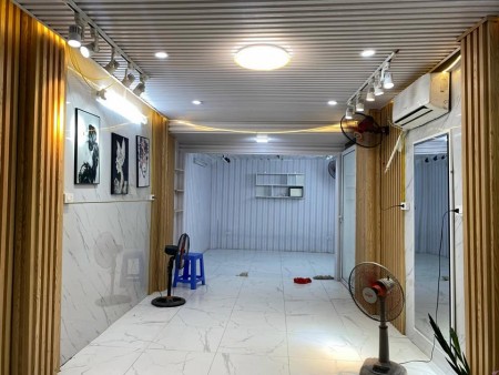 Bán nhà Tân Mai, 56m x 4 tầng, kinh doanh đỉnh, ô tô đỗ, giá nhỉnh 8 tỷ. LH 0903073985