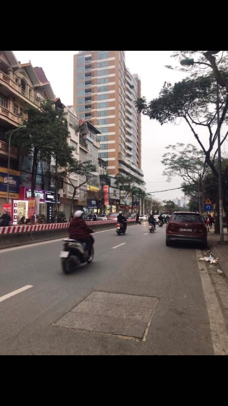 Bán Nhà Mặt Phố Lạc Long Quân 85m Vỉa Hè Khủng chỉ 27 tỷ