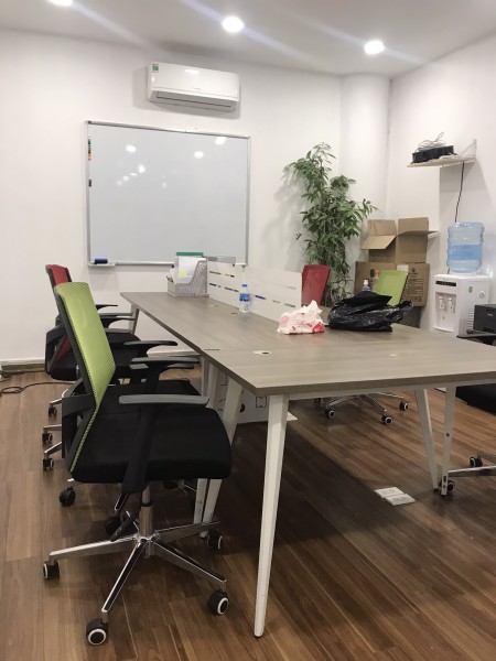 Cho thuê văn phòng 50m2 mặt phố Mai Anh Tuấn. đối diên hồ Hoàng Cầu, Đống Đa.