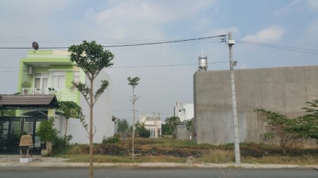 Vợ Chồng tôi hết vốn làm ăn nên BÁN NHANH lô đất MT Sông Xoài Châu Pha tại TX.Phú Mỹ, 100 TC, SHR
