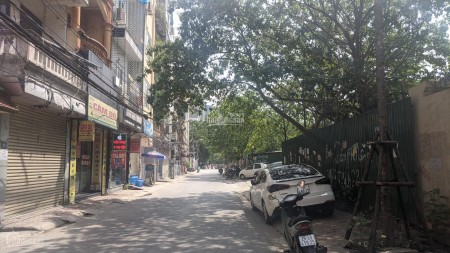 Mua nhà tặng luôn lô đất 100m, mặt tiền 10m ngỗ ô tô Nam Từ Liêm